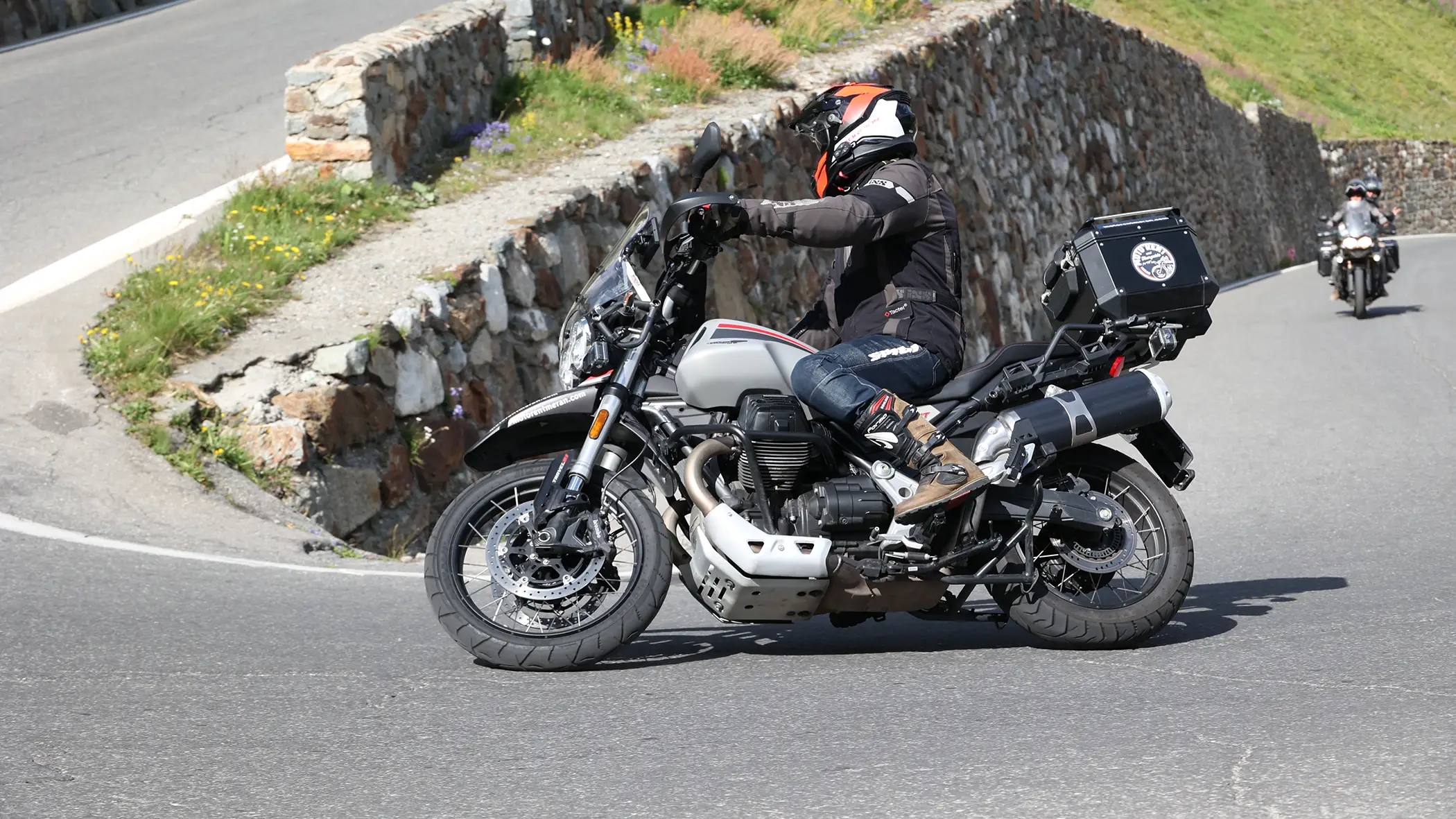 Moto rent meran